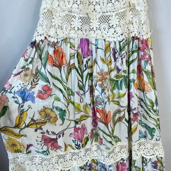 PQ SWIM Shea Long Dress in Wild Bloom Maxi Floral Lace Size Medium Large Beach - Picture 7 of 10
